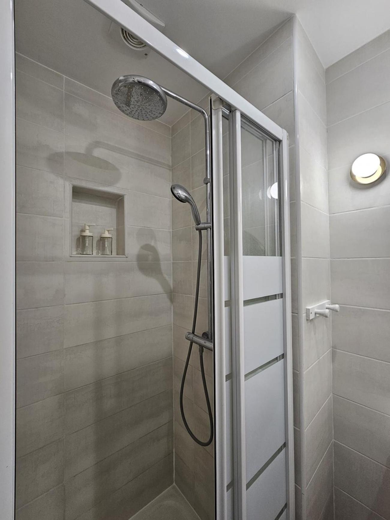 Beautiful 1 Bedroom Flat In Paris 17Th Exterior photo