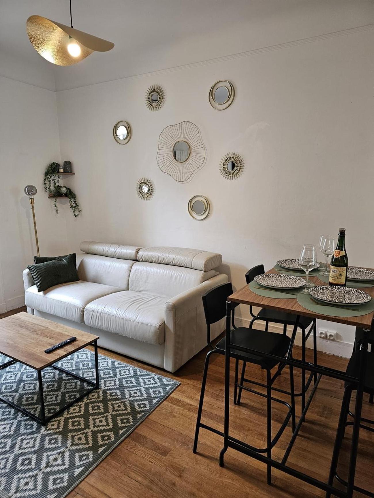 Beautiful 1 Bedroom Flat In Paris 17Th Exterior photo
